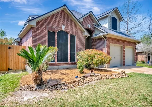1st image of 14010 Hazel Ridge Ct, Houston, TX 77062 | MLS# 65372342