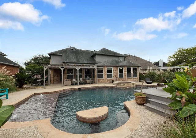Photo 1 of Single family home for sale at 8311 Shoregrove Dr, Humble, TX 77346 | MLS# 98326447 | Listing updated on 2026-08-27