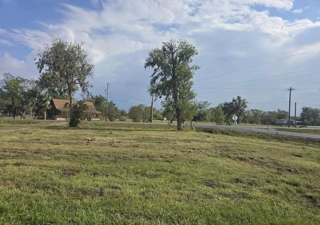 Photo 4 of Single family home for sale at 4012 County Rd 461a, Brazoria, TX 77422 | MLS# 73939281 | Listing updated on 2026-06-29