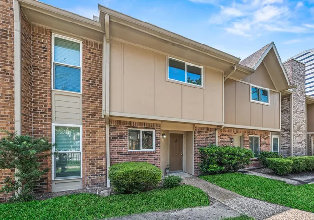 image of 2519 Bering Dr #3, Houston, TX 77057 | MLS# 60715439