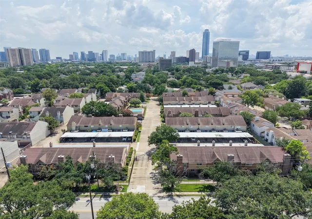 image of 2519 Bering Dr, Houston, TX 77057