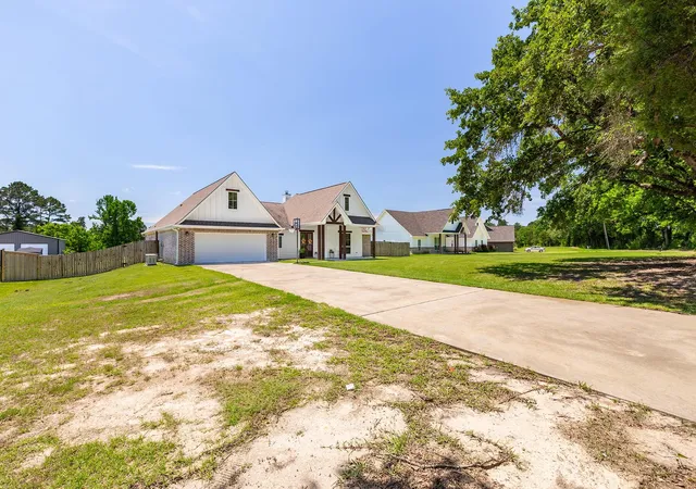 4th image of 627 Box Car Rd, Lufkin, TX 75904 | MLS# 57960985