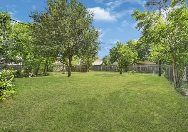 23rd image of 2509 Pearland Ave, Pearland, TX 77581 | MLS# 54010851
