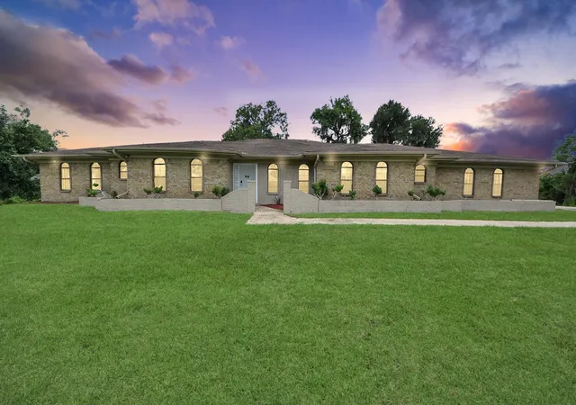 Photo 3 of Single family home for sale at 5241 County Rd 819, Brazoria, TX 77422 | MLS# 73176899 | Listing updated on 2026-10-07