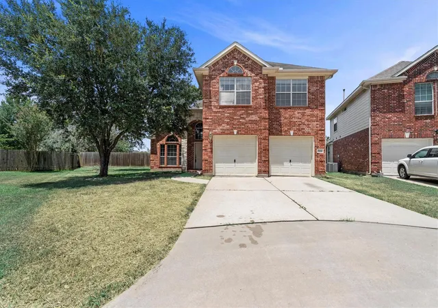 Homes for sale in Tomball, TX | 8214 Creekside Willow Ct, Tomball, TX 77375 | MLS# 17084429