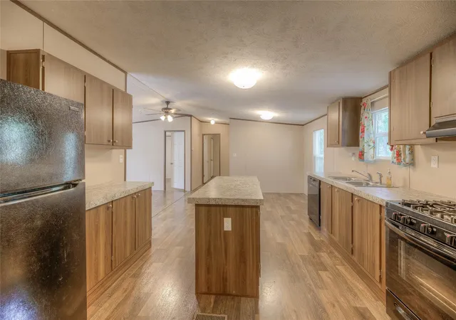 3rd image of 767 Windwood Dr, Livingston, TX 77351 | MLS# 70626182