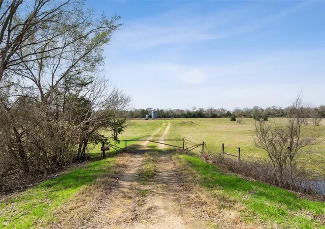 4th image of 6804 County Road 126, Caldwell, TX 77836 | MLS# 94841095