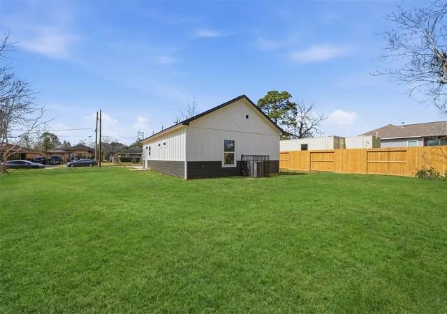 Homes for sale in Beaumont, TX | 2250 Cable Ave, Beaumont, TX 77703 | MLS# 80800501