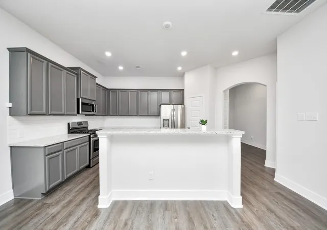 4th image of 4423 Santorini Ln, Houston, TX 77045 | MLS# 82761089