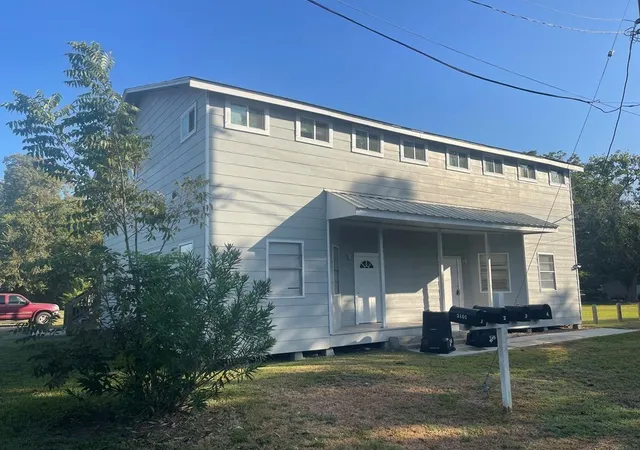 1st image of 2101 Merlin St, Bay City, TX 77414 | MLS# 27062661