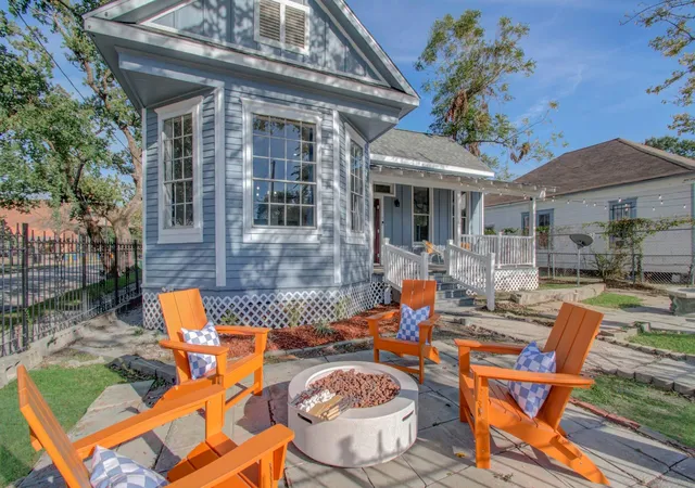 Photo 3 of Single family home for sale at 2118 Common St, Houston, TX 77009 | MLS# 39209222 | Listing updated on 2026-08-20