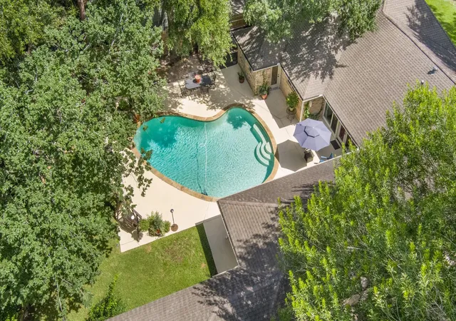 Photo 3 of Single family home for sale at 14107 Kiamesha Ct, Houston, TX 77069 | MLS# 74644338 | Listing updated on 2026-08-23