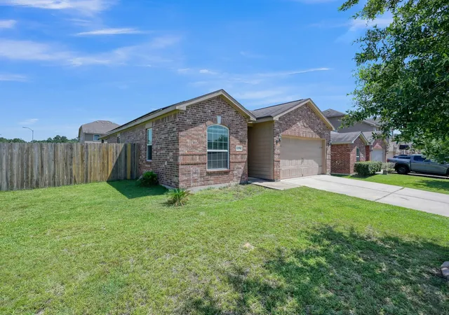 Homes for sale in Pinehurst, TX | 12054 Powderhorn Ln, Pinehurst, TX 77362 | MLS# 88791880