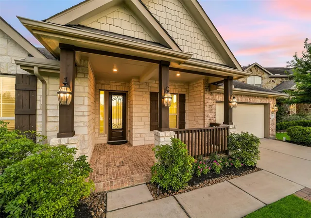 3rd image of 15519 Royal Trace Ct, Cypress, TX 77429 | MLS# 6539112