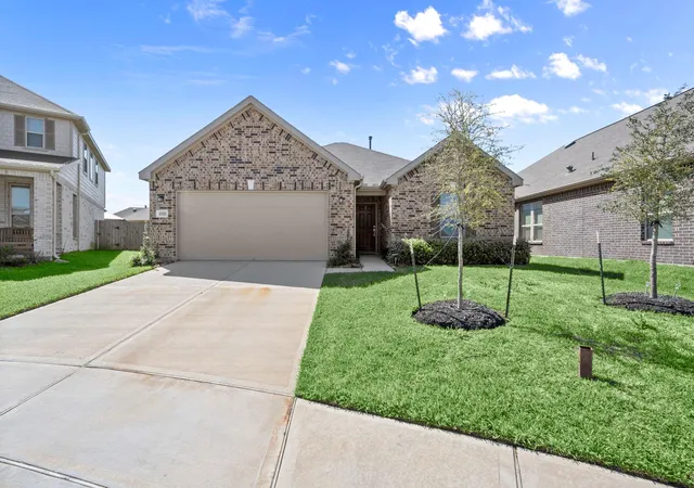 Photo 1 of Single family home for sale at 15311 Silver Breeze Ln, Houston, TX 77044 | MLS# 88559658 | Listing updated on 2026-08-11