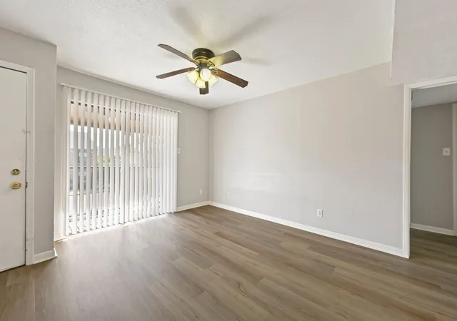 5th image of 904 University Oaks Blvd #148, College Station, TX 77840 | MLS# 52301963