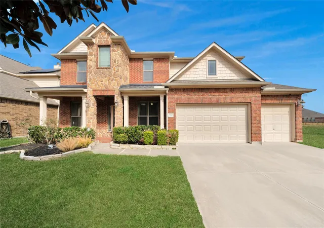 Photo 3 of Single family home for sale at 23502 Starbridge Lake Ln, Richmond, TX 77407 | MLS# 47410936 | Listing updated on 2026-09-06
