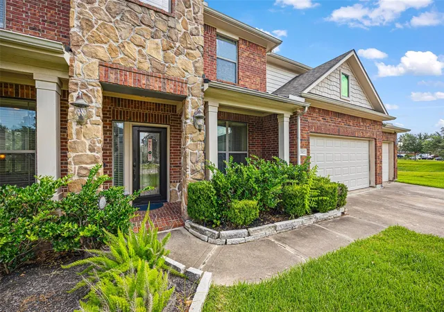 Photo 3 of Single family home for sale at 23502 Starbridge Lake Ln, Richmond, TX 77407 | MLS# 47410936 | Listing updated on 2026-09-06