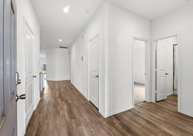Photo 3 of Single family home for sale at 314 Dyers Pointe Dr, Crosby, TX 77532 | MLS# 20310722 | Listing updated on 2026-09-03