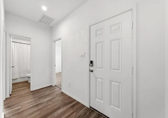 Photo 4 of Single family home for sale at 314 Dyers Pointe Dr, Crosby, TX 77532 | MLS# 20310722 | Listing updated on 2026-09-03
