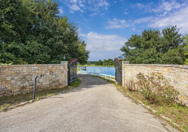 Land for sale at 3824 Fm 949, Sealy, TX 77474 | MLS# 23968558
