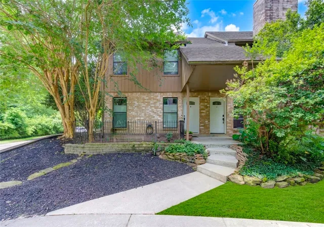 Homes for sale in Houston, TX | 1011 Hamblen Rd #307, Houston, TX 77339 | MLS# 38218531