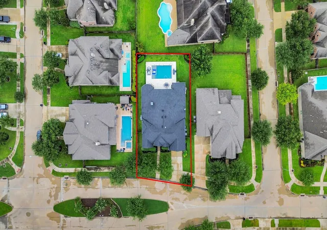 Photo 3 of Sale Pending at 20623 Long Way Tr, Richmond, TX 77406 | MLS# 87094482 | Listing updated on 2026-09-16