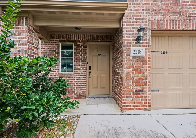 Homes for sale in La Marque, TX | 2218 Regatta Ln, La Marque, TX 77568 | MLS# 7900558