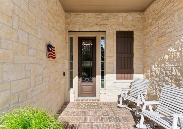 Photo 2 of Sale Pending at 2126 Graystone Hills Dr, Conroe, TX 77304 | MLS# 94325847 | Listing updated on 2026-08-29