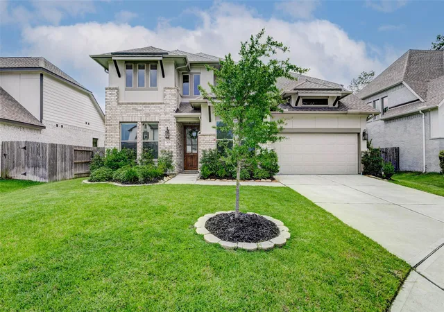 Photo 3 of Single family home for sale at 2806 Kingly Pine Trl, Conroe, TX 77385 | MLS# 75249601 | Listing updated on 2026-07-14