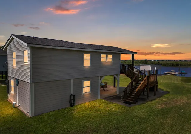 4th image of 124 Seagull, Bay City, TX 77414 | MLS# 63841206