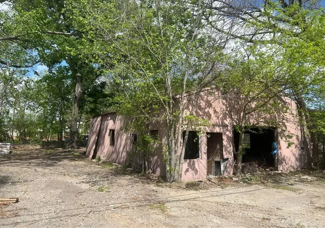 Photo 1 of Land for sale at 6418 Liverpool St, Houston, TX 77021 | MLS# 46541030 | Listing updated on 2026-09-10