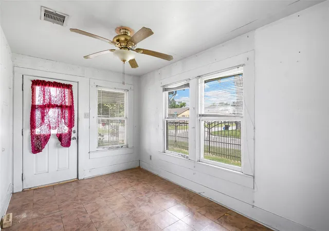 image of 4118 Gano St, Houston, TX 77009 | MLS# 51215720
