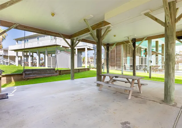33rd image of 975 S Redfish, Port Bolivar, TX 77650 | MLS# 53252630