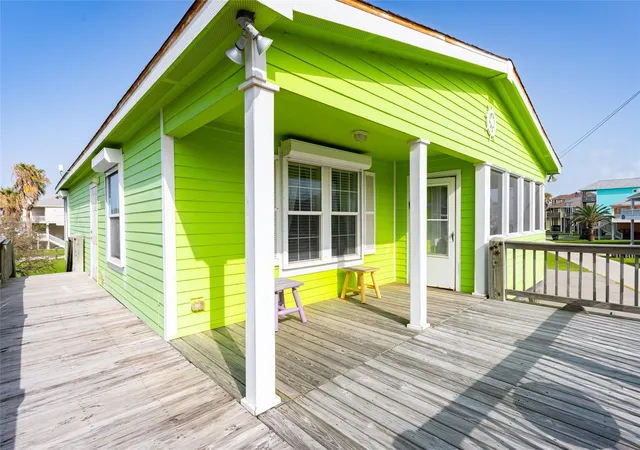 5th image of 975 S Redfish, Port Bolivar, TX 77650 | MLS# 53252630