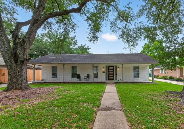 Photo 1 of Single family home for sale at 11107 Cedarhurst Dr, Houston, TX 77096 | MLS# 61903944 | Listing updated on 2026-05-07