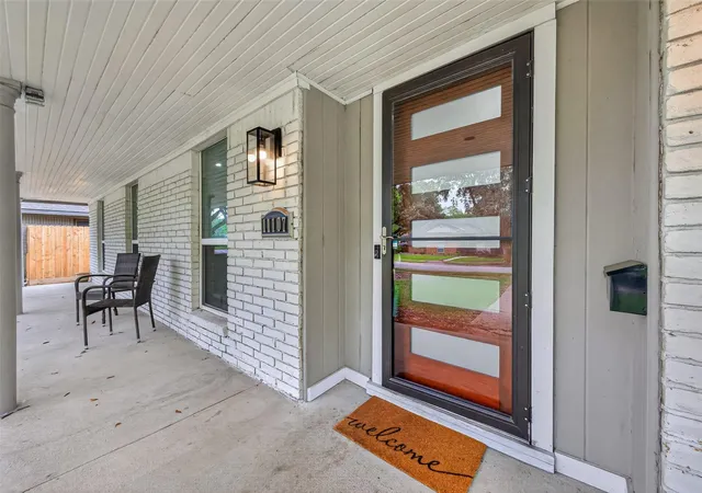Photo 2 of Single family home for sale at 11107 Cedarhurst Dr, Houston, TX 77096 | MLS# 61903944 | Listing updated on 2026-05-07