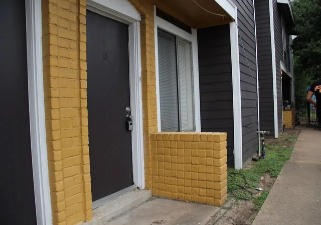 Photo 1 of Condo for sale at 12506 Ashford Meadow Dr #B, Houston, TX 77082 | MLS# 2162730 | Listing updated on 2026-05-14