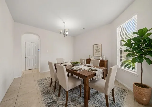 4th image of 5511 Gable Meadows Dr, Sugar Land, TX 77479 | MLS# 50660501