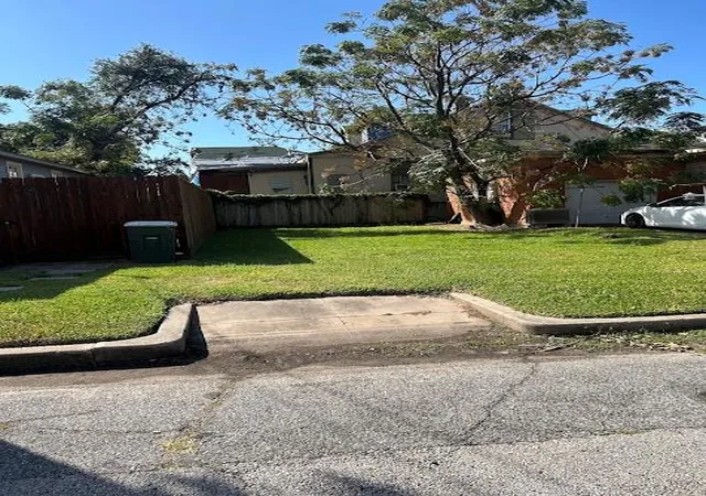 Photo 1 of Land for sale at 1205 29th, Galveston, TX 77550 | MLS# 11709751 | Listing updated on 2026-05-22