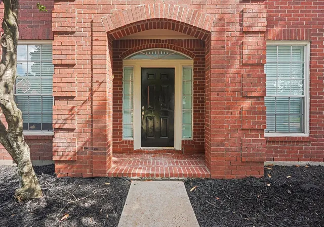 Photo 3 of Single family home for sale at 2218 Laurel Oaks Dr, Houston, TX 77014 | MLS# 64763873 | Listing updated on 2026-09-22