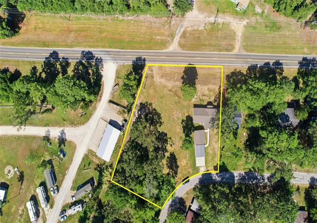 1st image of 340 Oak Ridge Dr, Onalaska, TX 77360 | MLS# 37499664