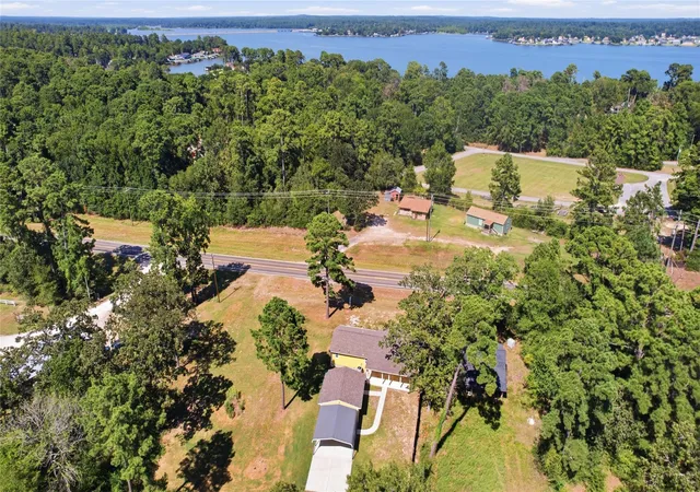 3rd image of 340 Oak Ridge Dr, Onalaska, TX 77360 | MLS# 37499664