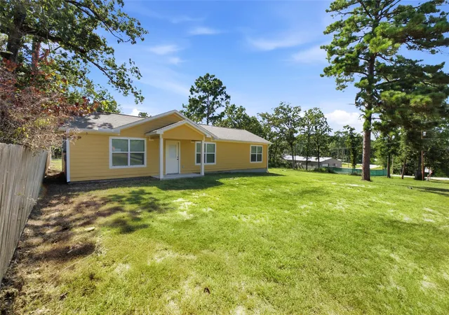 4th image of 340 Oak Ridge Dr, Onalaska, TX 77360 | MLS# 37499664
