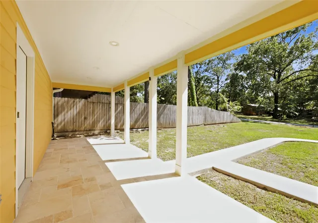 5th image of 340 Oak Ridge Dr, Onalaska, TX 77360 | MLS# 37499664