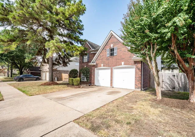 Photo 3 of Sale Pending at 3623 Landon Park Dr, Katy, TX 77449 | MLS# 48649560 | Listing updated on 2026-09-19