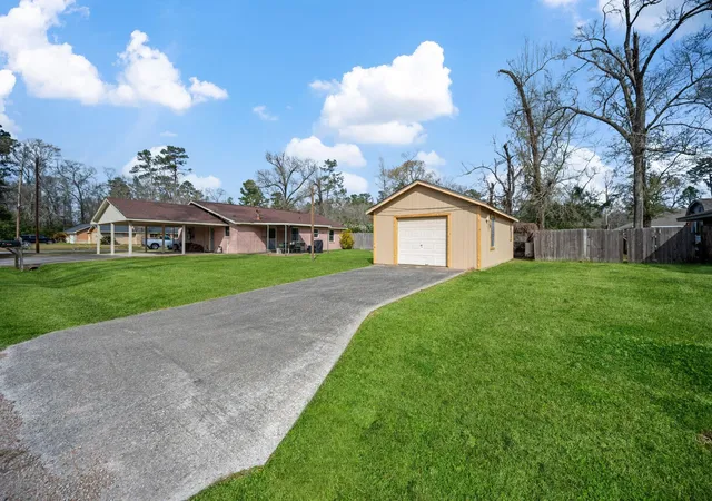 Photo 3 of Single family home for sale at 400 Dora St, Cleveland, TX 77328 | MLS# 61345283 | Listing updated on 2026-06-07