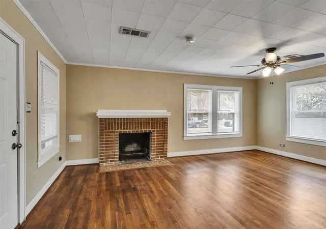 Photo 3 of Single family home for sale at 1411 Lawson St, Houston, TX 77023 | MLS# 39498083 | Listing updated on 2026-08-26