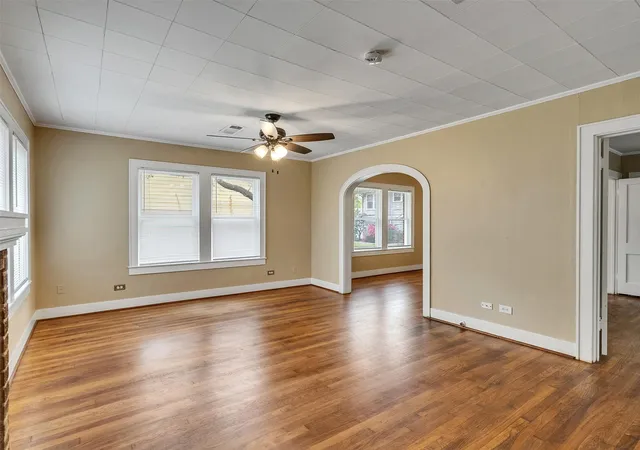 Photo 3 of Single family home for sale at 1411 Lawson St, Houston, TX 77023 | MLS# 39498083 | Listing updated on 2026-08-26