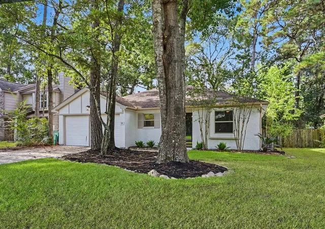 2nd image of 14 Summer Crest Cir, Spring, TX 77381 | MLS# 35770948